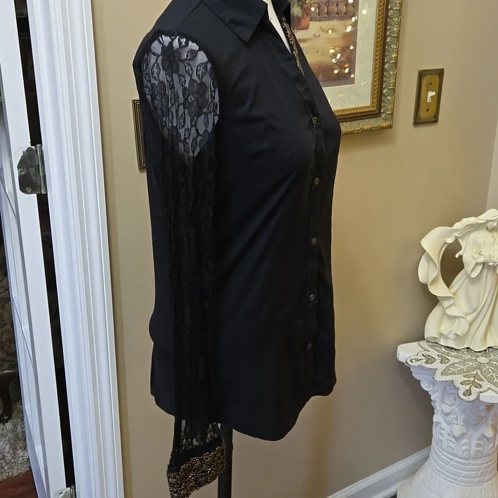 BKE BOUTIQUE Elegant Blouse W/ Black Lace Sleeve Beaded Neck/cuffs Stretch S EUC - Picture 4 of 9